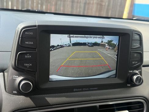 Used 2020 Hyundai Kona SEL FWD image 11