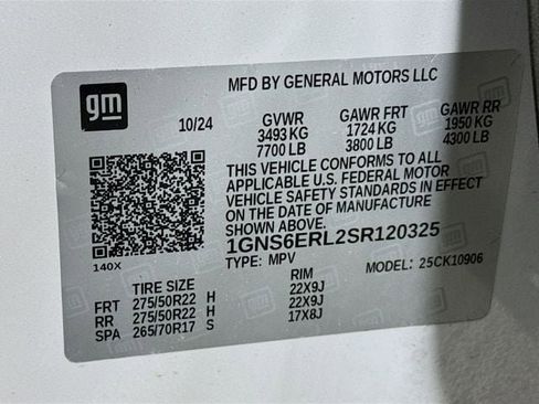 Used 2025 Chevrolet Suburban RST w/ RST Capability Package AWD/4WD image 34