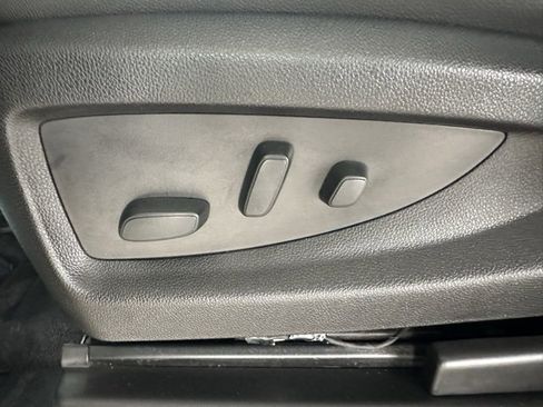 Used 2018 GMC Sierra 1500 SLT w/ SLT Premium Package image 31