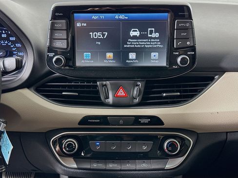 Used 2019 Hyundai Elantra GT image 22