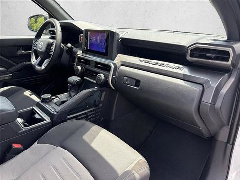 Used 2024 Toyota Tacoma TRD Off-Road AWD/4WD image 23