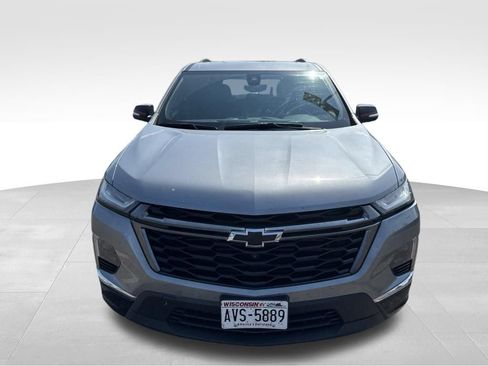 Used 2023 Chevrolet Traverse RS w/ LPO, Floor Liner Package AWD/4WD image 2
