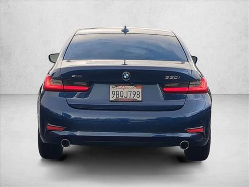 Used 2019 BMW 330i xDrive Sedan w/ Convenience Package image 7