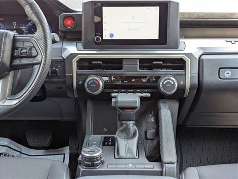 Used 2025 Toyota Tacoma TRD Off-Road w/ TRD Off Road Upgrade Package AWD/4WD image 13