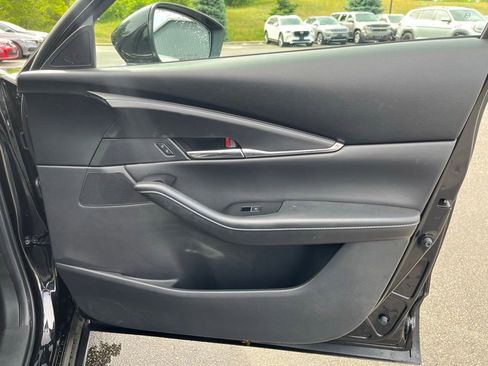 Used 2024 MAZDA CX-30 AWD 2.5 S w/ Preferred Package image 11