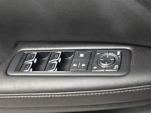 Used 2016 Lexus RX 450h AWD w/ Luxury Package image 31