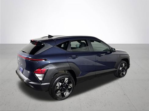 Used 2025 Hyundai Kona SEL image 6