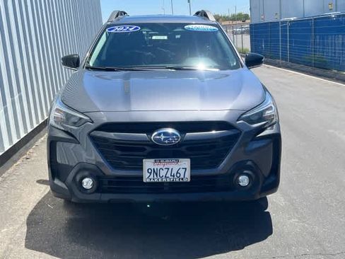 Used 2024 Subaru Outback Premium AWD/4WD image 2
