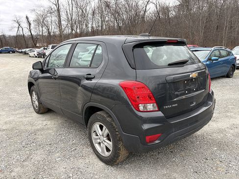Used 2019 Chevrolet Trax LS image 4