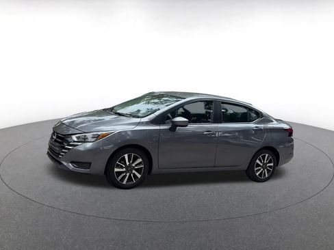 Used 2025 Nissan Versa SV FWD image 8