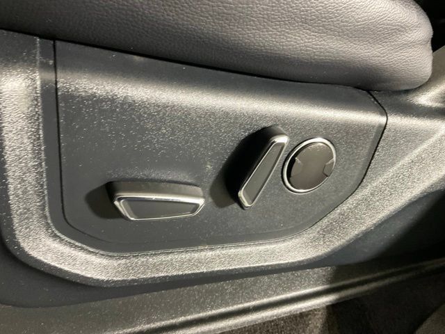 Used 2021 Ford Expedition Limited AWD/4WD image 29