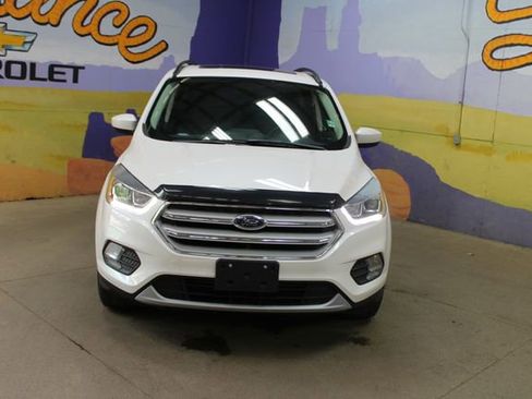 Used 2019 Ford Escape SEL w/ Sun & Style Package AWD/4WD image 2
