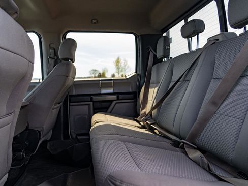 Used 2016 Ford F150 XLT w/ Equipment Group 302A Luxury image 15