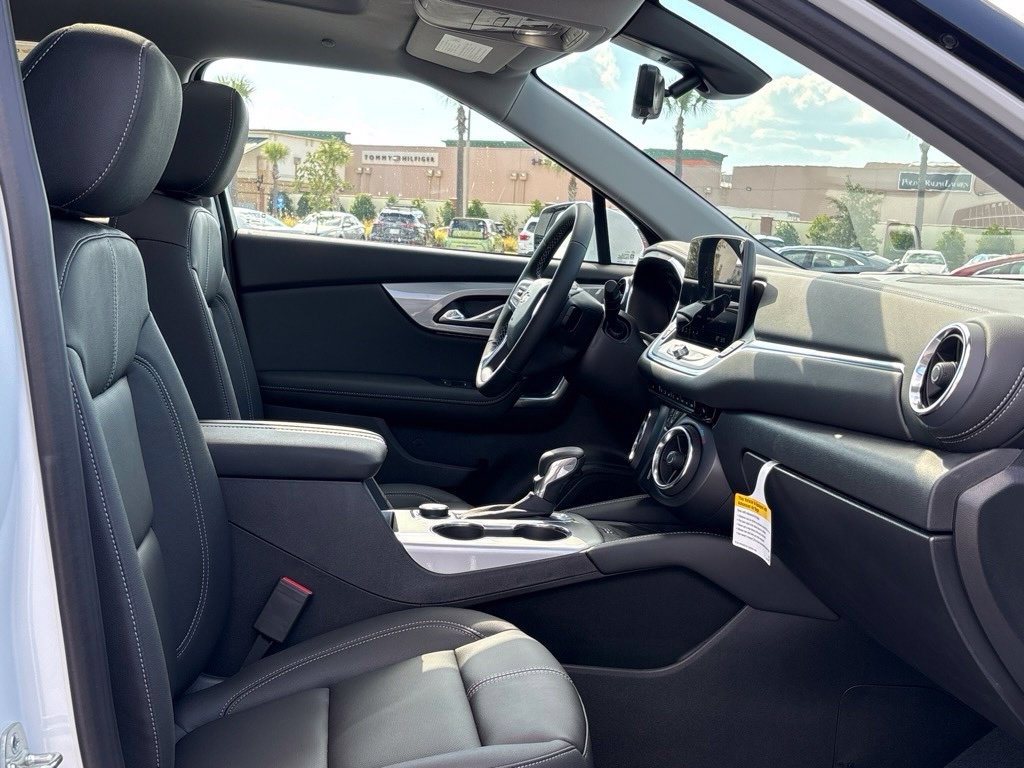 New 2026 Chevrolet Blazer LT FWD image 33