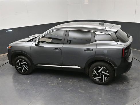 Certified 2025 Nissan Kicks SV w/ Charging Package image 25