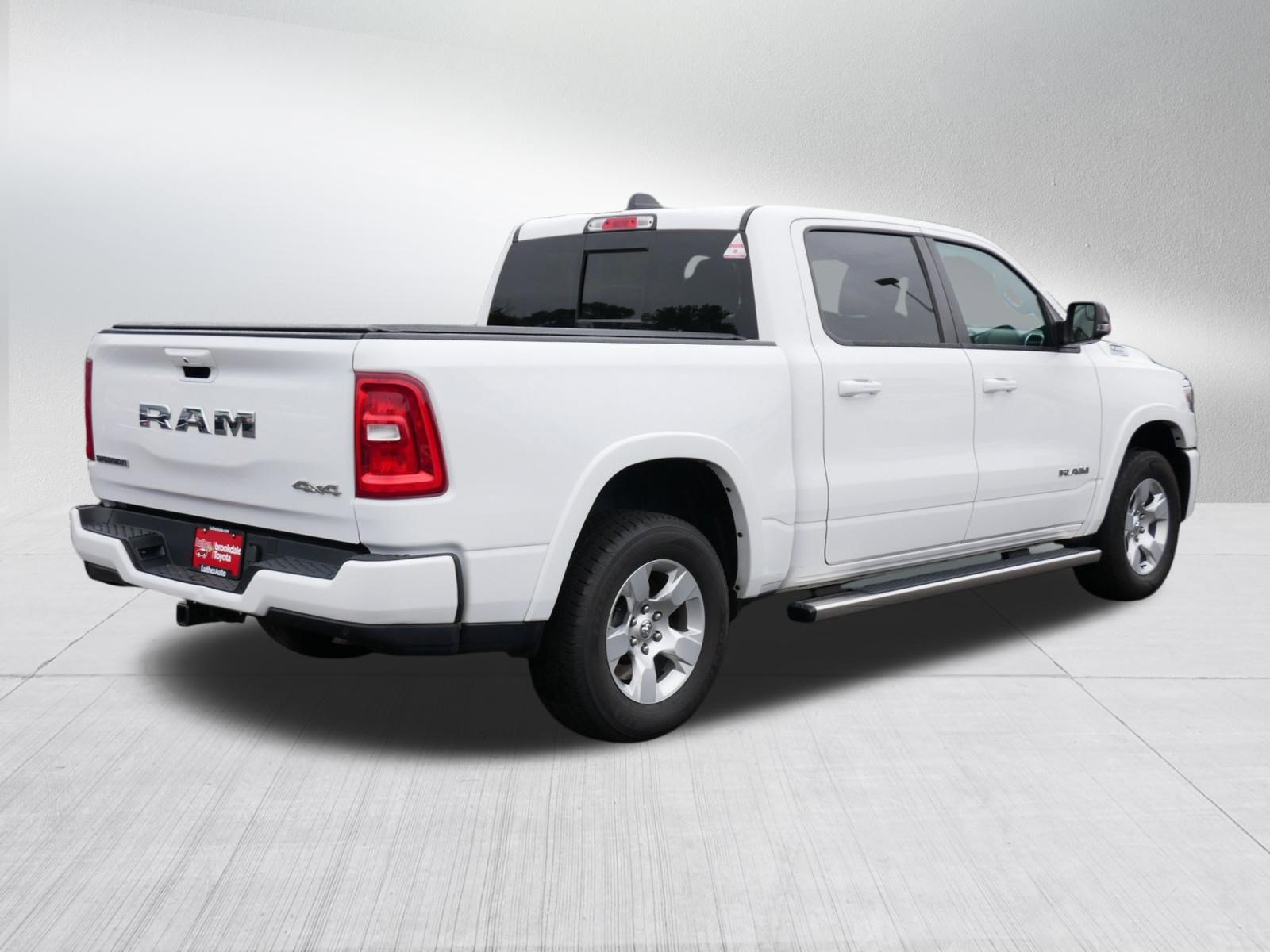 Used 2025 RAM 1500 Big Horn AWD/4WD image 7