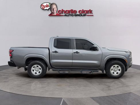 Used 2022 Nissan Frontier S w/ Technology Package RWD image 7