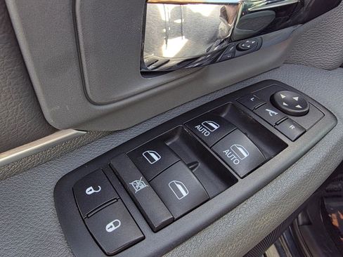 Used 2017 RAM 3500 Big Horn image 12