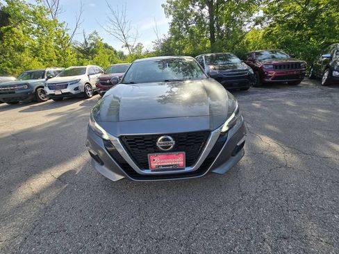 Used 2022 Nissan Altima 2.5 SV FWD image 12