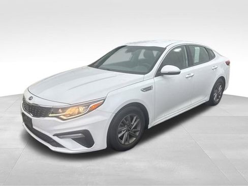 Used 2020 Kia Optima LX FWD image 1