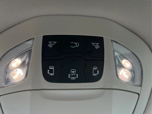 Used 2021 Chrysler Pacifica Limited w/ Premium & Safety Sphere Group AWD/4WD image 42