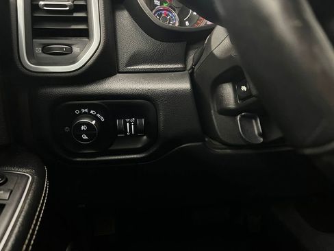 Used 2019 RAM 2500 Laramie w/ Off Road Package image 15