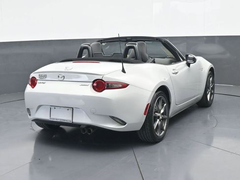 Used 2016 MAZDA MX-5 Miata Grand Touring image 5