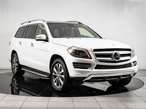 Used 2016 Mercedes-Benz GL 450 4MATIC image 5