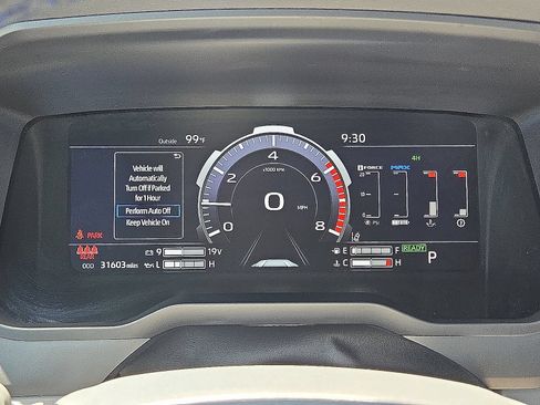 Used 2024 Toyota Tundra Platinum AWD/4WD image 25