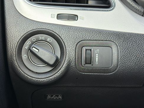 Used 2018 Dodge Journey SE w/ Blacktop Package FWD image 10