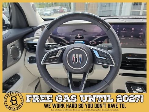 New 2027 Buick Enclave Avenir w/ LPO, Floor Liner Package FWD image 12