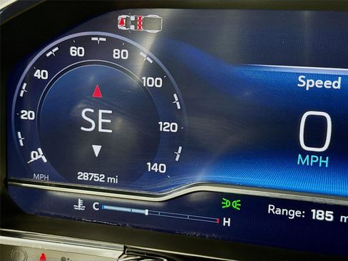 Used 2024 Chevrolet Silverado 3500 LT w/ Convenience Package image 2