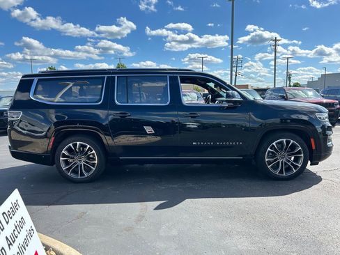 Certified 2023 Jeep Grand Wagoneer L Series III w/ Rear Seat Video Group 1 AWD/4WD image 8