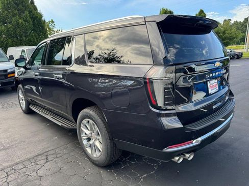 New 2026 Chevrolet Suburban Premier w/ Sun And Tow Package AWD/4WD image 33