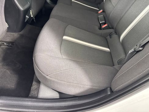 Used 2022 Hyundai Sonata SEL w/ Preferred Accessory Package image 24