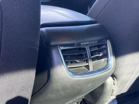 Used 2022 Chevrolet Malibu LT image 16