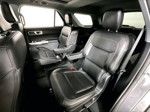Used 2023 Ford Explorer XLT w/ Equipment Group 202A image 26
