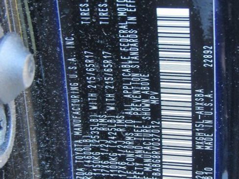 Used 2024 Toyota Corolla Cross SE image 13