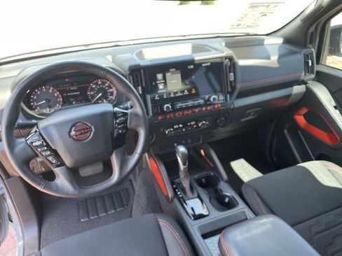 Used 2025 Nissan Frontier Pro-X RWD image 20