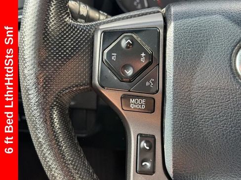 Used 2019 Toyota Tacoma TRD Sport w/ TRD Premium Sport Package AWD/4WD image 20