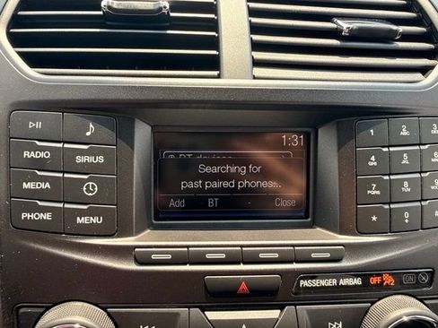 Used 2019 Ford Explorer XLT AWD/4WD image 39