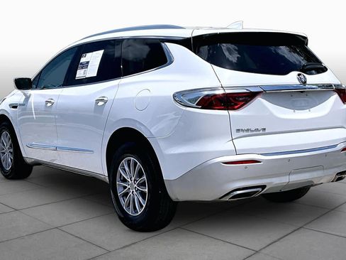 Used 2023 Buick Enclave Essence FWD image 12