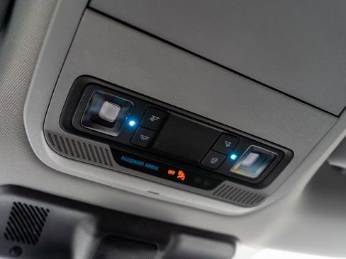 Used 2025 Ford F150 XLT w/ Equipment Group 301A Standard image 26