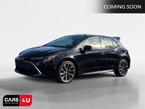 Used 2019 Toyota Corolla XSE image 3