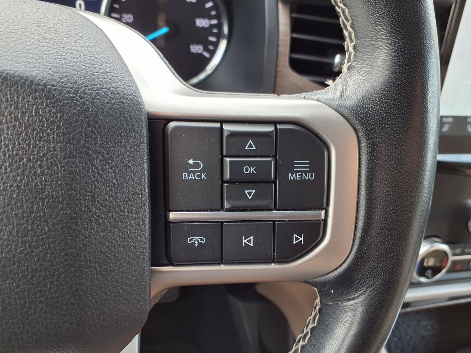Used 2024 Ford Expedition Max Limited AWD/4WD image 17