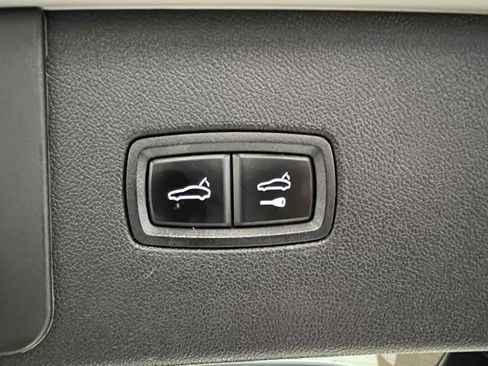 Used 2020 Porsche Cayenne E-Hybrid AWD/4WD image 12