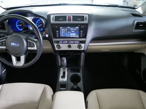 Used 2015 Subaru Outback 2.5i Limited AWD/4WD image 10