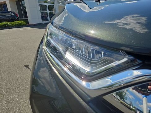 Used 2018 Honda CR-V Touring image 9