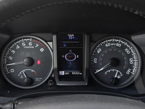 Certified 2016 Toyota Tacoma TRD Sport RWD image 22