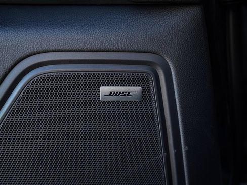 Used 2024 Porsche Macan w/ Premium Plus Package image 35